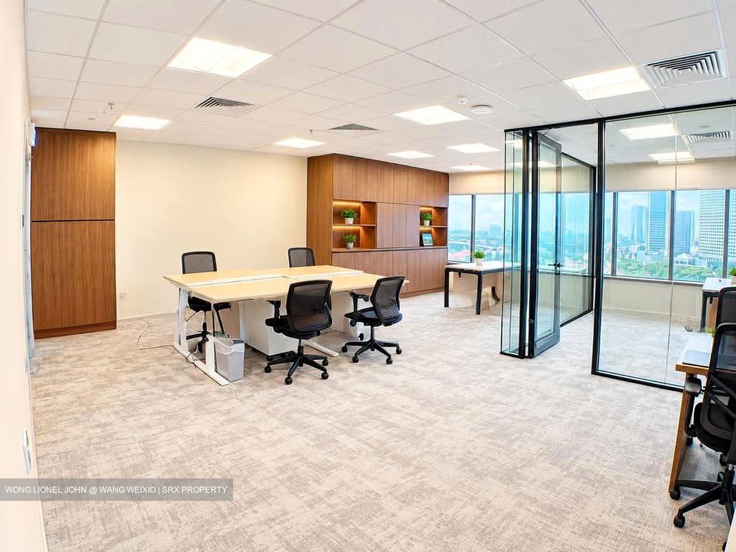 The Plaza (D7), Office #631882761
